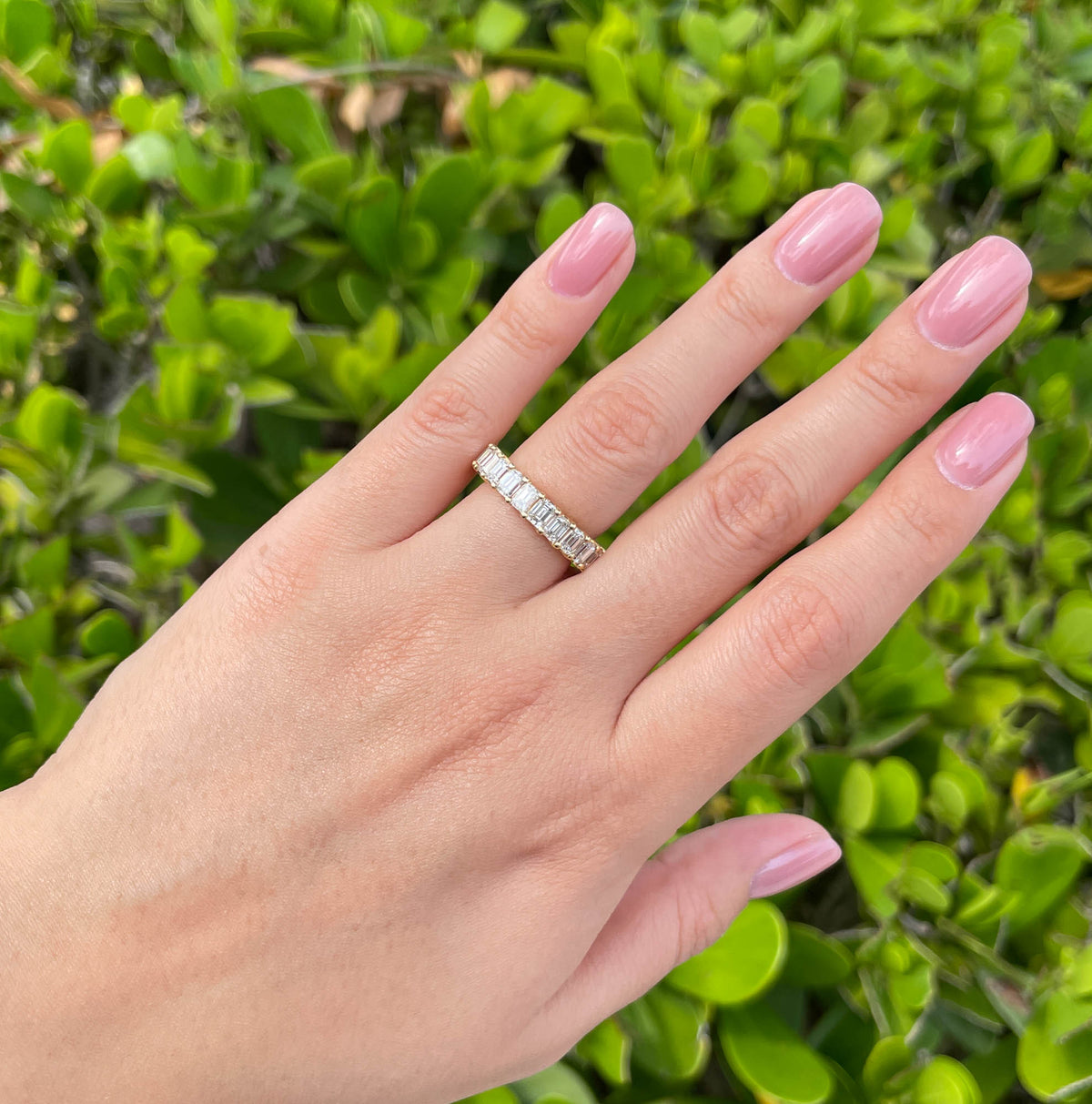 JAY FEDER 18K YELLOW GOLD EMERALD CUT DIAMOND ETERNITY WEDDING BAND