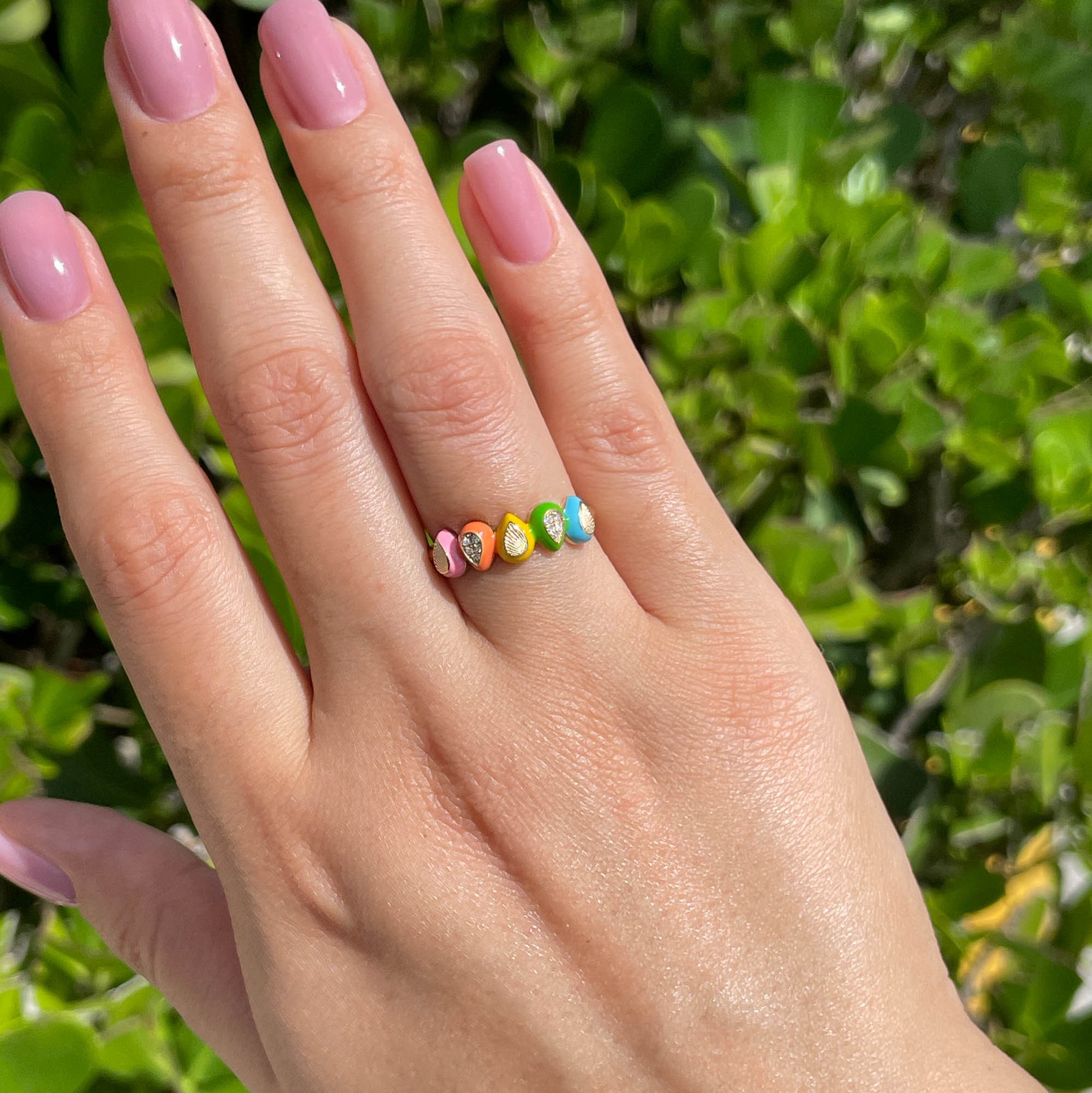 JAY FEDER 14K YELLOW GOLD DIAMOND MULTI COLORED ENAMEL BAND RING