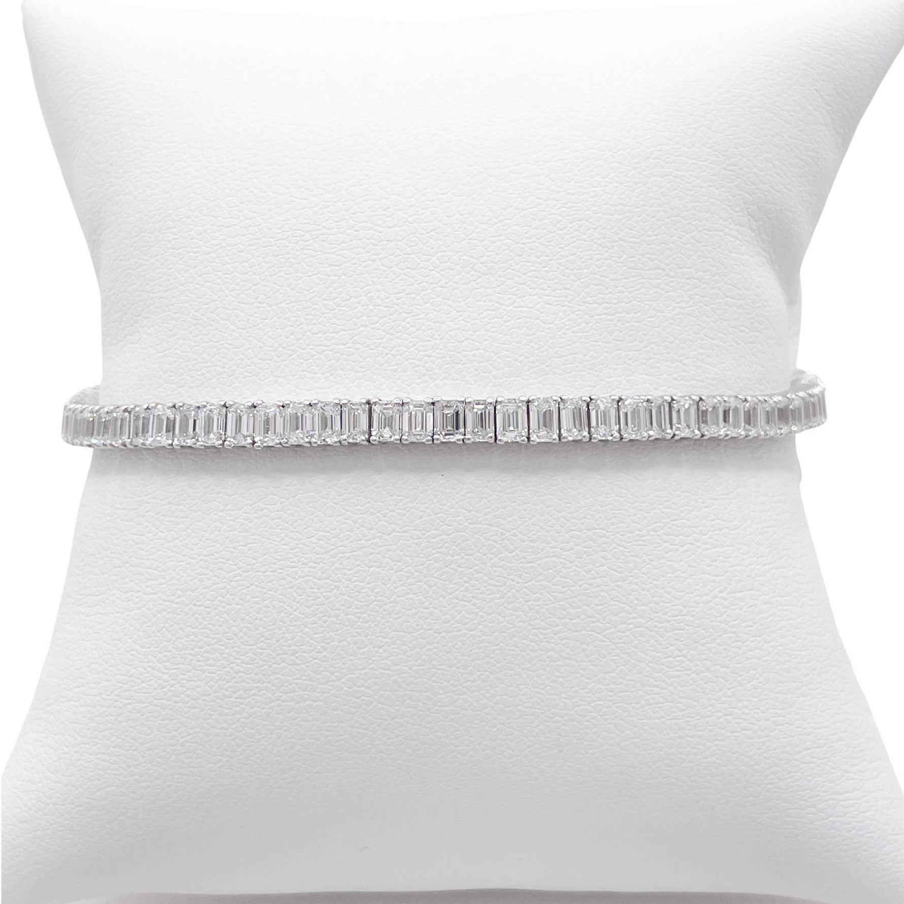 Jay Feder 14k White Gold Emerald cut Diamond Tennis Bracelet