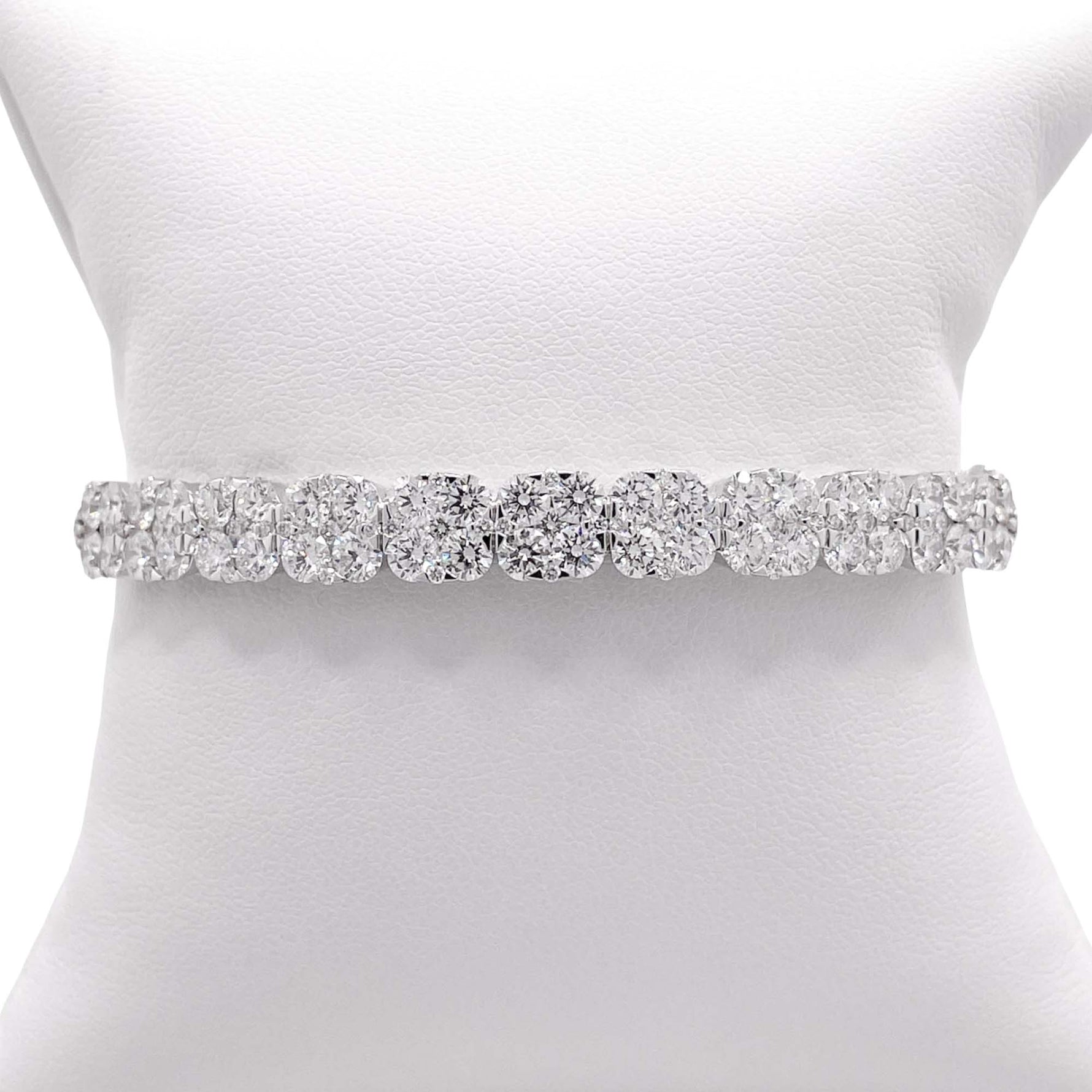 Jay Feder 18k White Gold Diamond Flower Cluster Bangle Bracelet