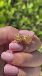 Roule & Co. 18K Yellow Gold Yellow Sapphire Decagon Shaker Stud Earring