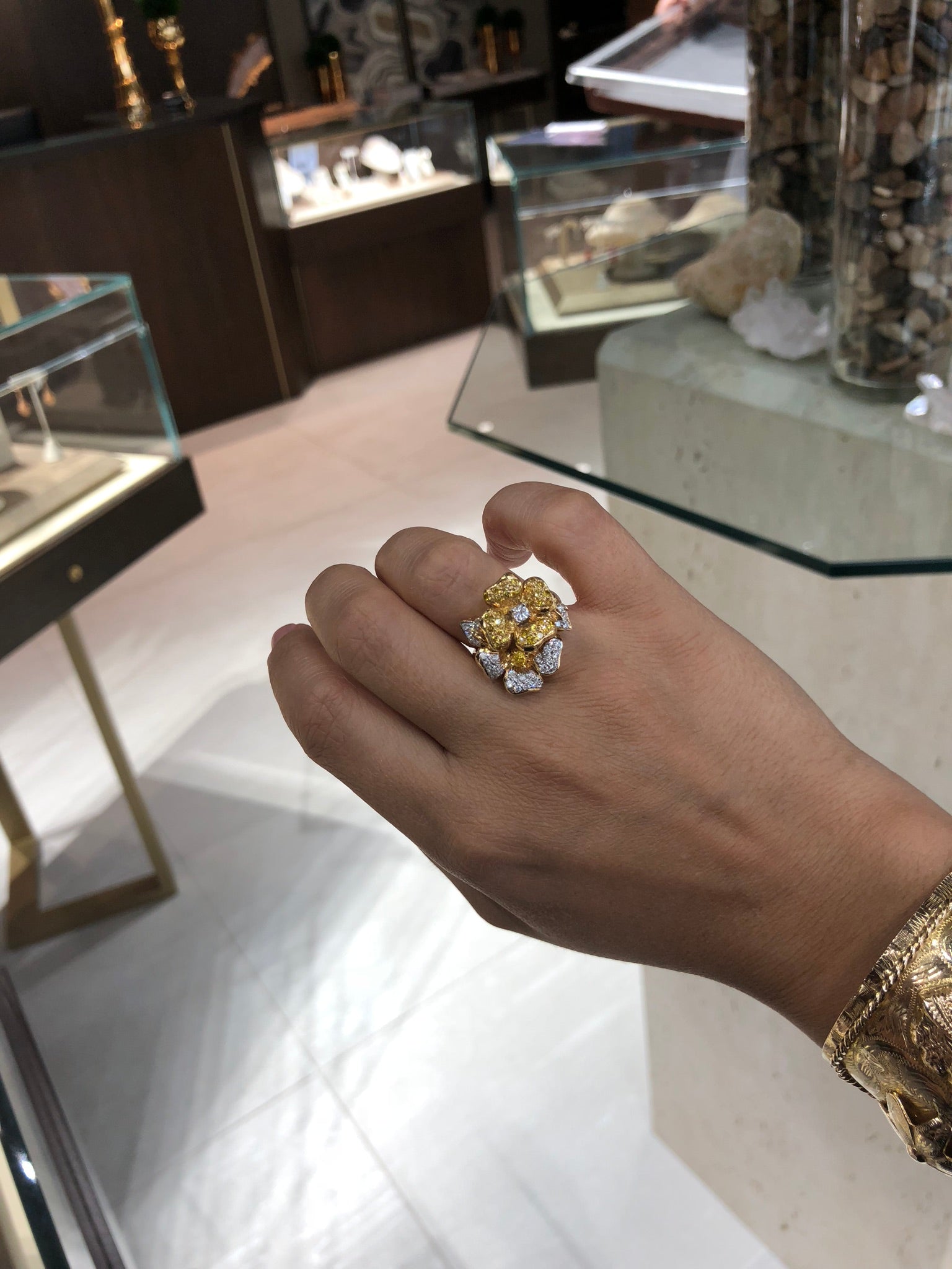 Jay Feder 18K Two Tone Gold White Yellow Diamond Flower Ring