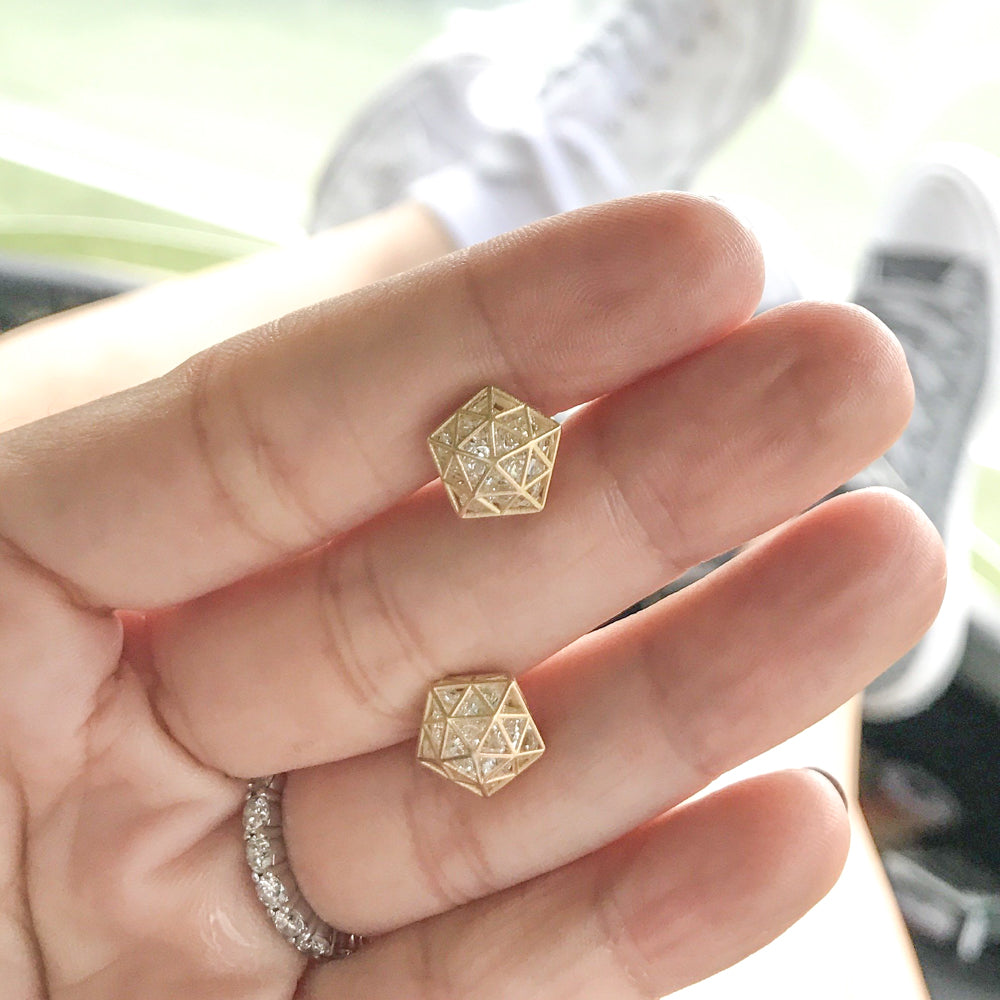 Roule & Co. 18K Yellow Gold Sapphire Shaker Stud Earrings