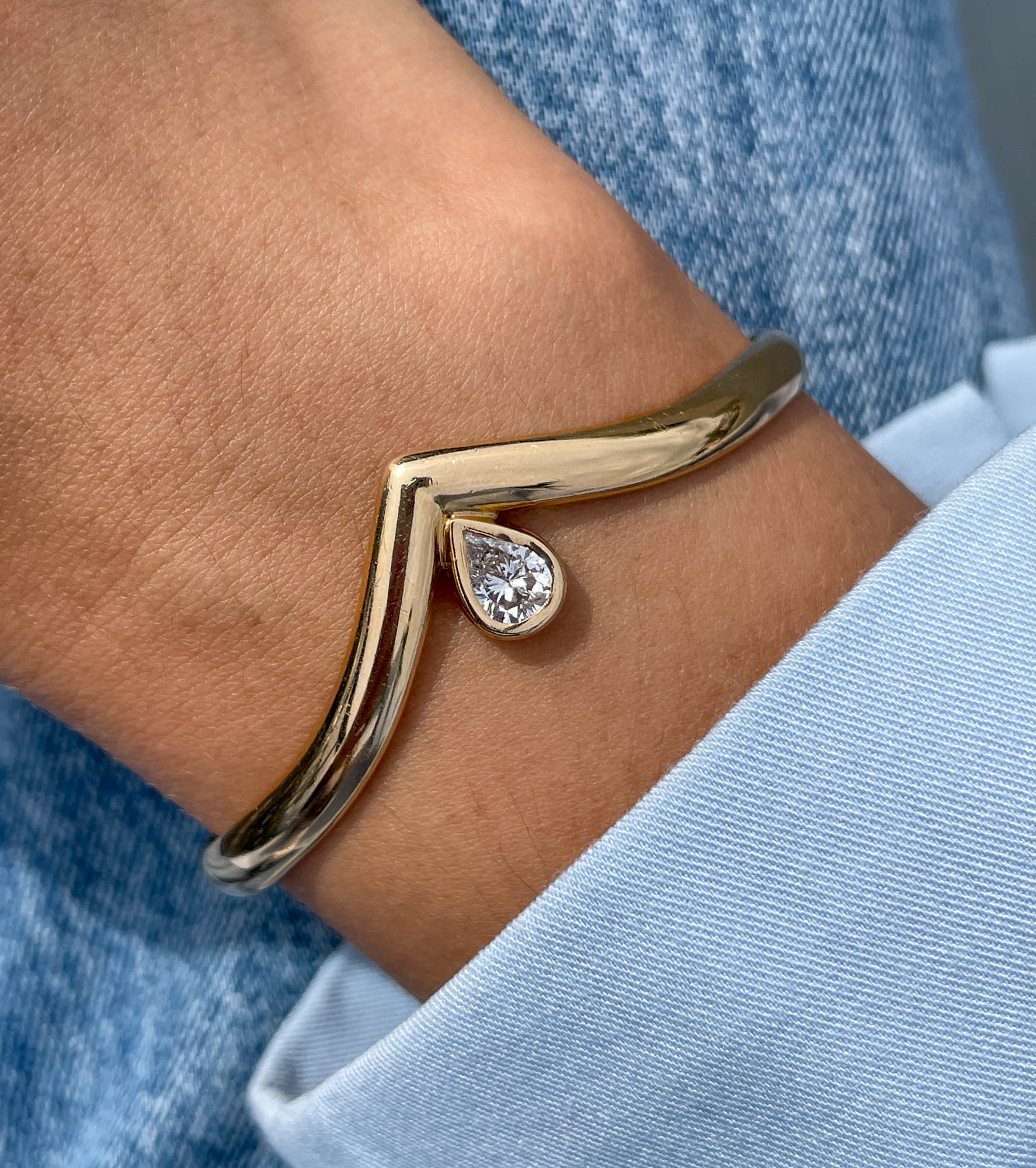 Jay Feder 14K Yellow gold PS Bangle Bracelet