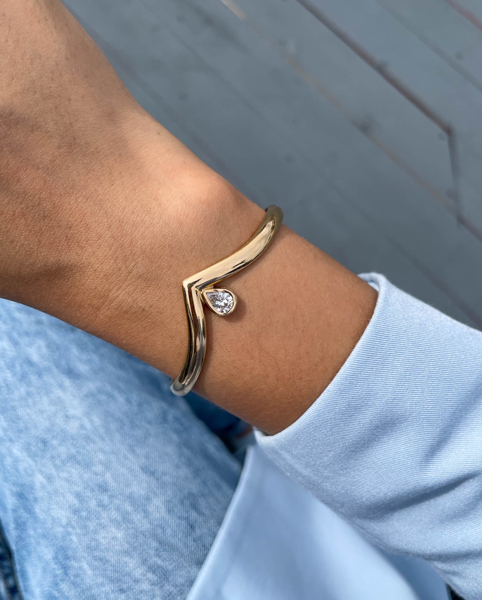 Jay Feder 14K Yellow gold PS Bangle Bracelet