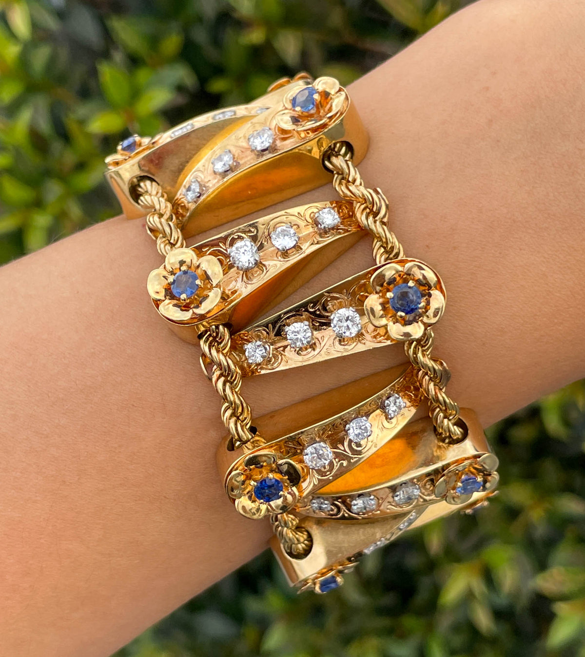 Jay Feder 18K Yellow Gold Diamond Sapphire bracelet