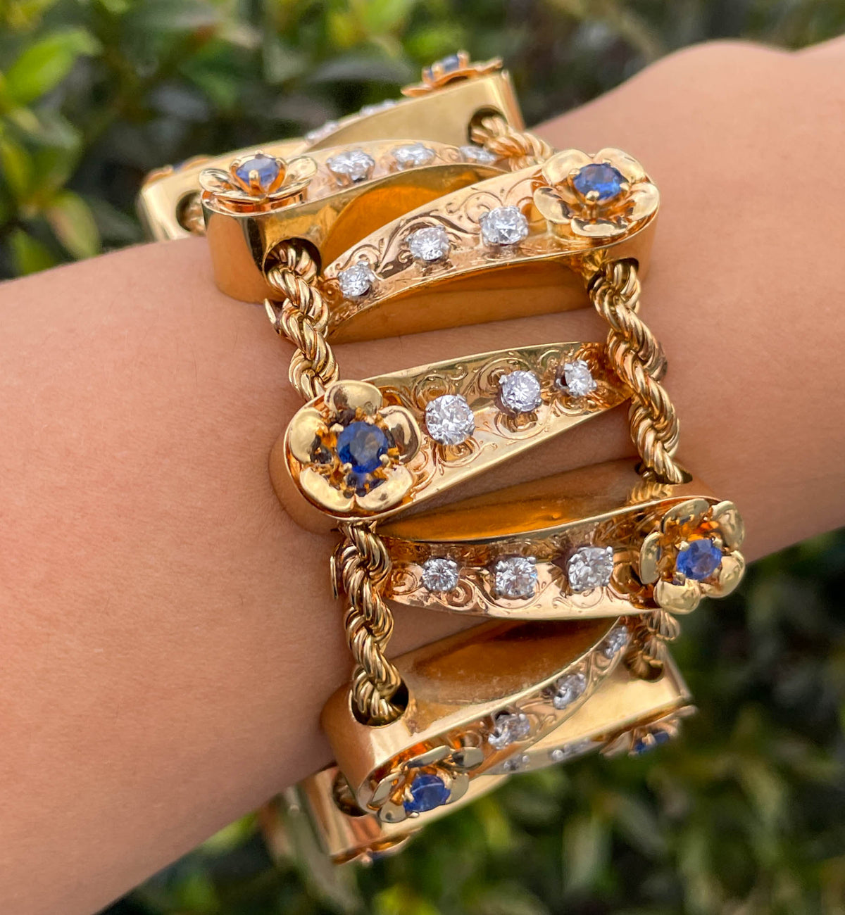 Jay Feder 18K Yellow Gold Diamond Sapphire bracelet