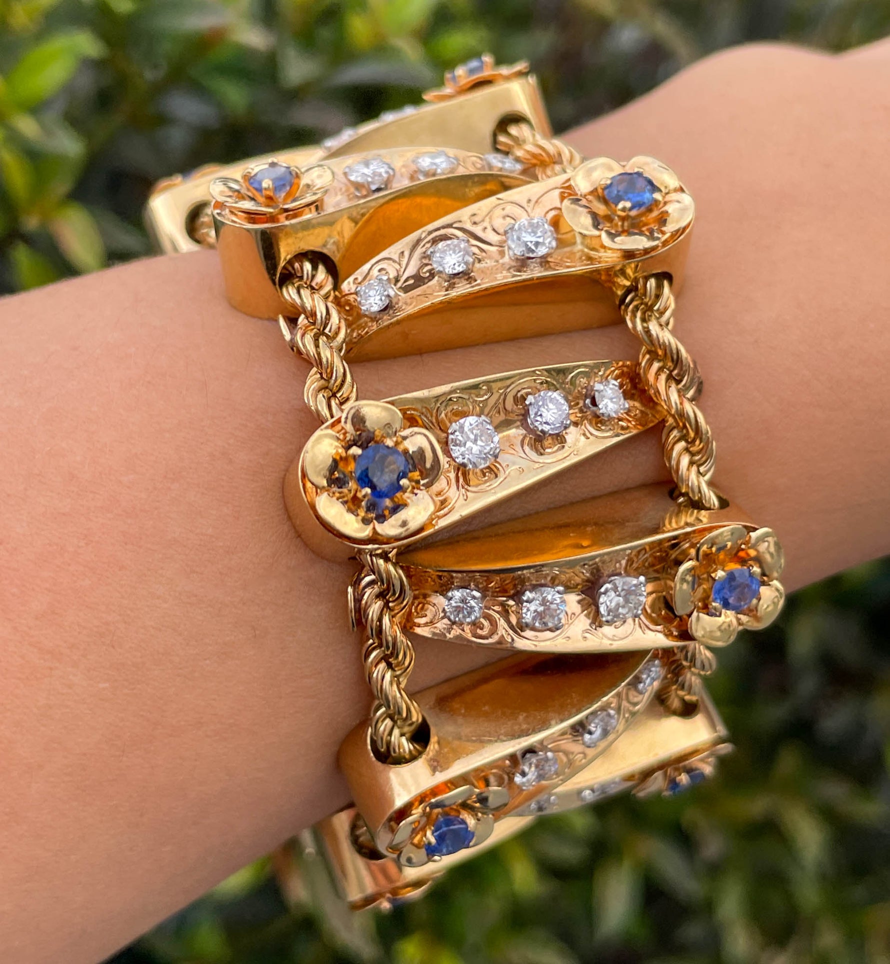 Jay Feder 18K Yellow Gold Diamond Sapphire bracelet