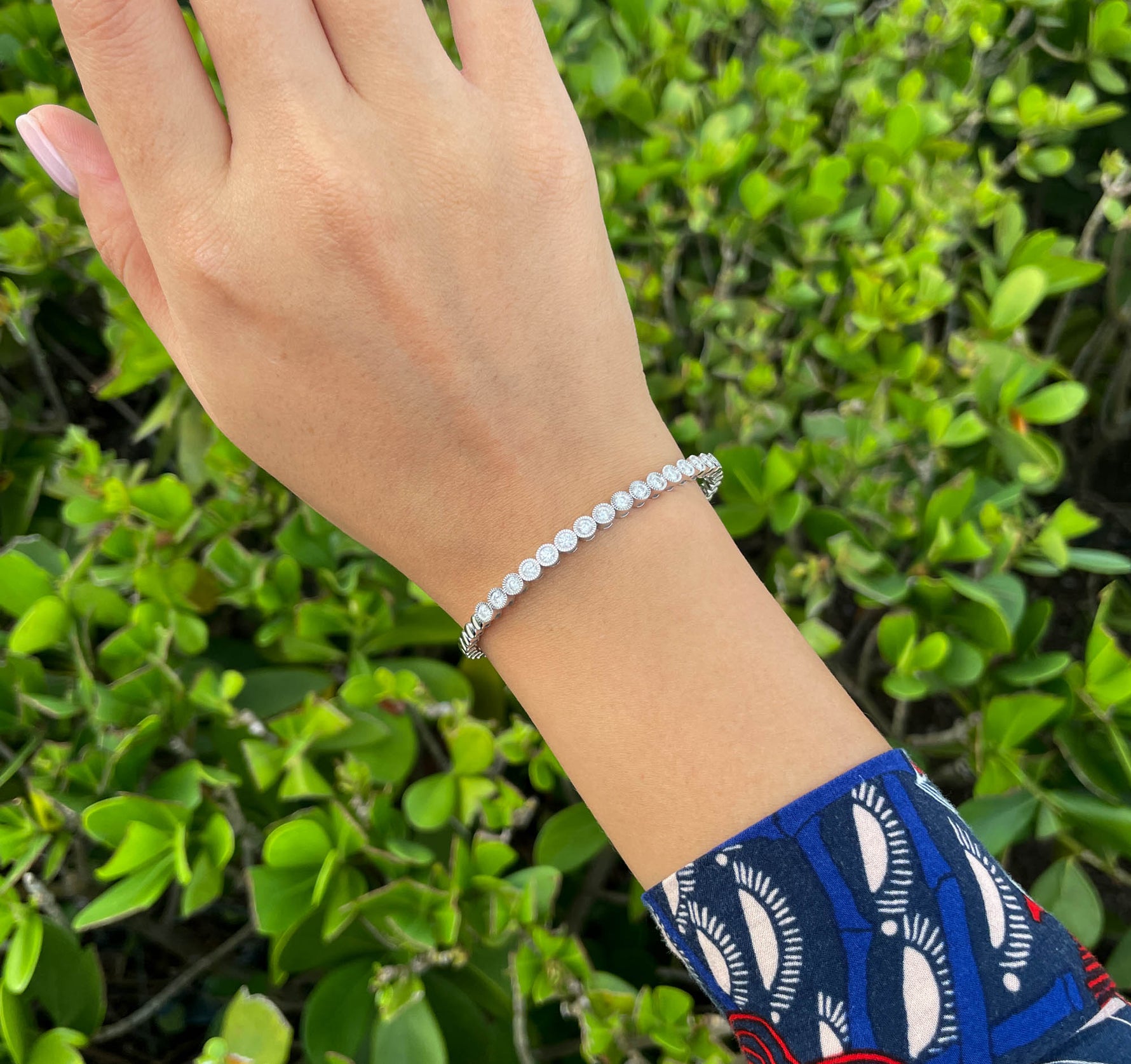 JAY FEDER 14K WHITE GOLD BEZEL SET DIAMOND BRACELET