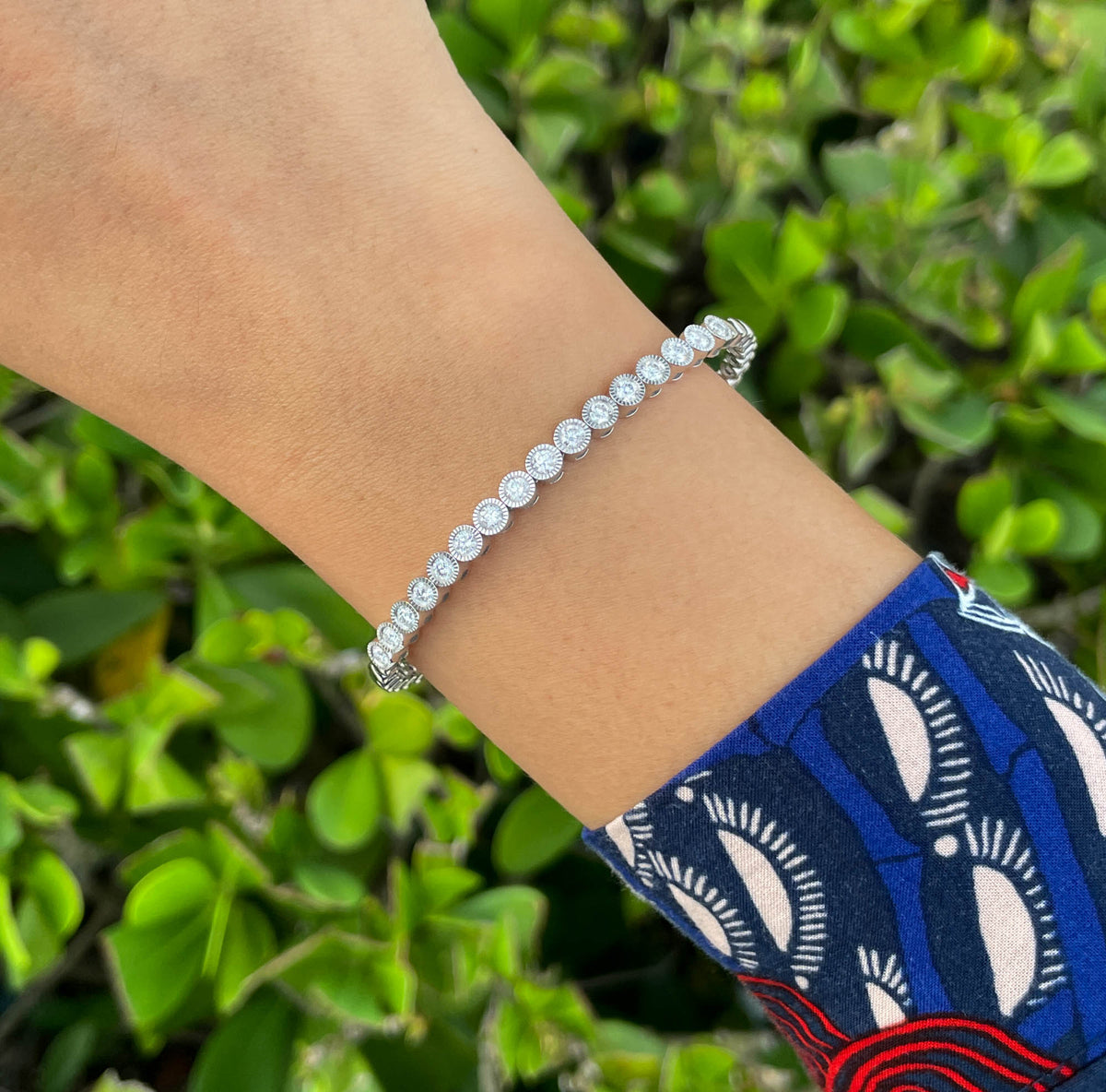 JAY FEDER 14K WHITE GOLD BEZEL SET DIAMOND BRACELET