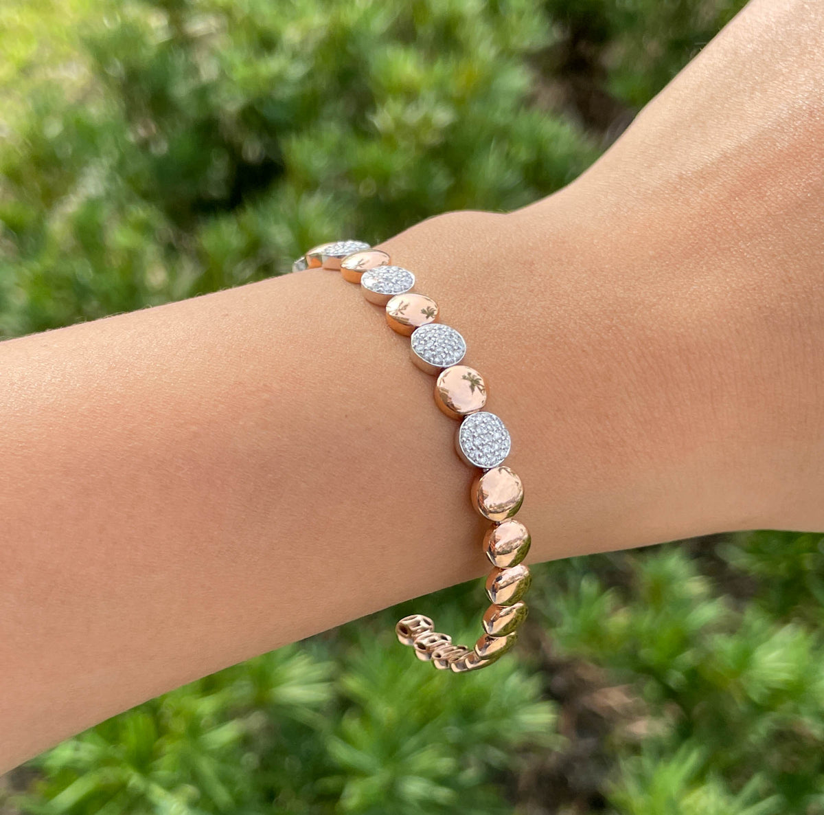 JAY FEDER 14K TWO TONE GOLD DIAMOND CUFF BRACELET