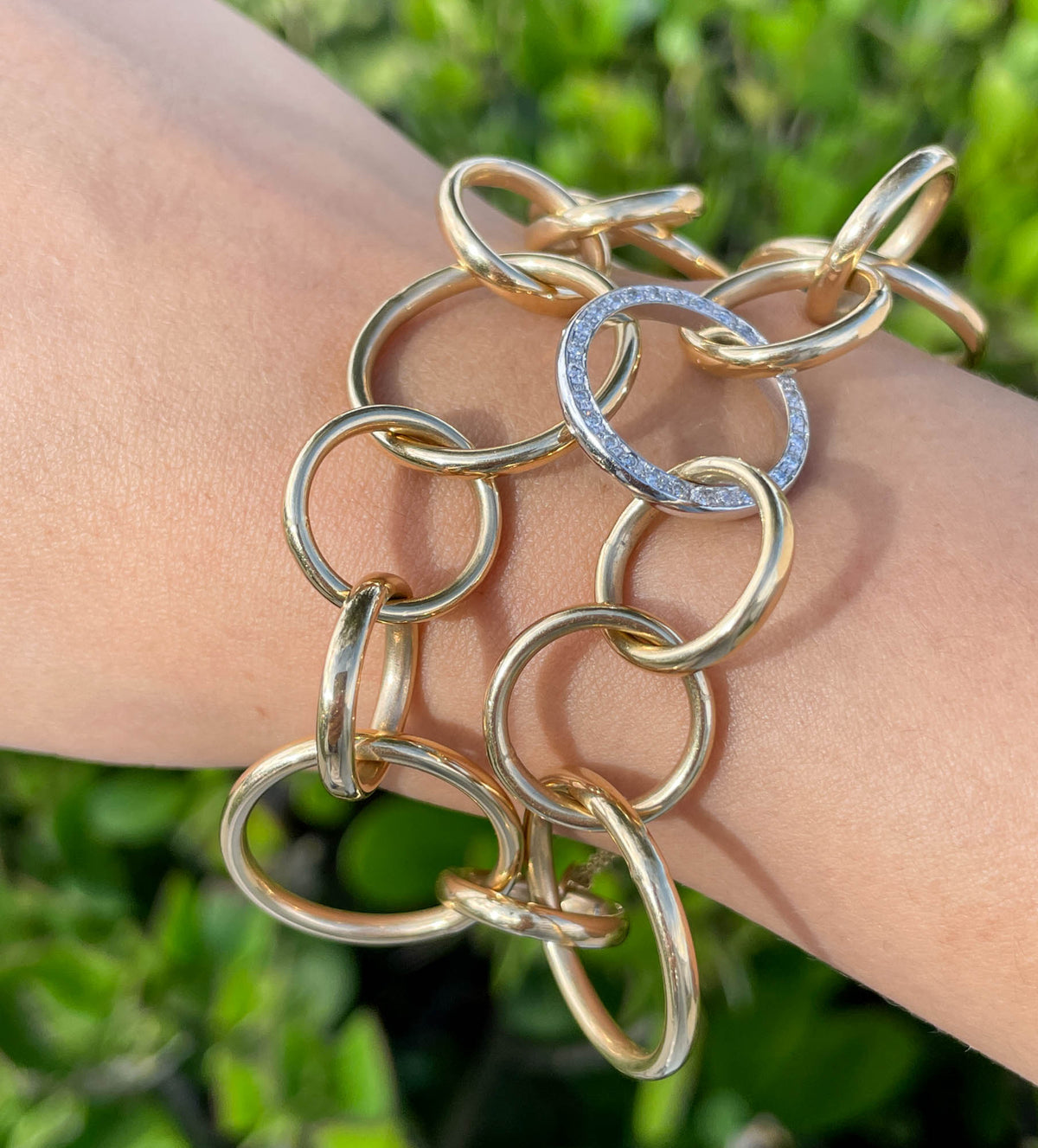 Jay Feder 14 Yellow Gold & White Gold Diamond Circle Link Bracelet