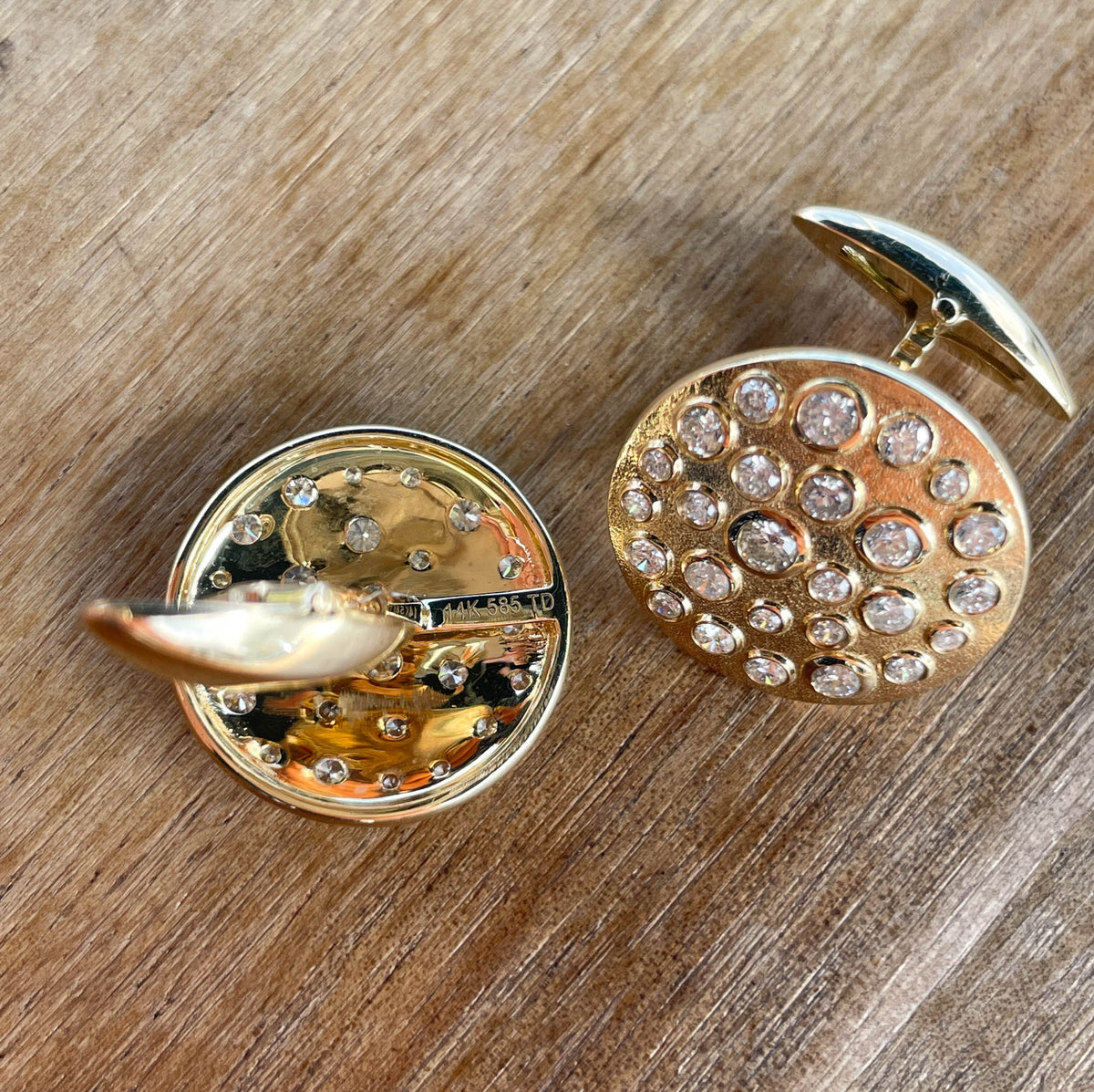 JAY FEDER 14K YELLOW GOLD DIAMOND BEZEL SET CUFFLINKS