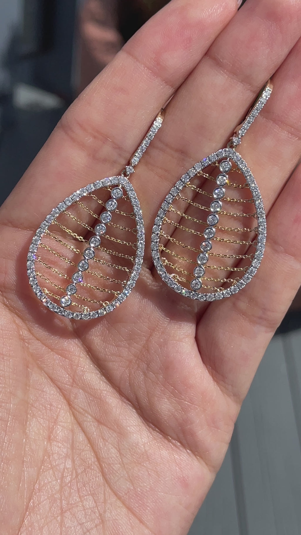 Jay Feder 14k Yellow Gold Diamond Chain Pear Shape Drop Dangle Earrings