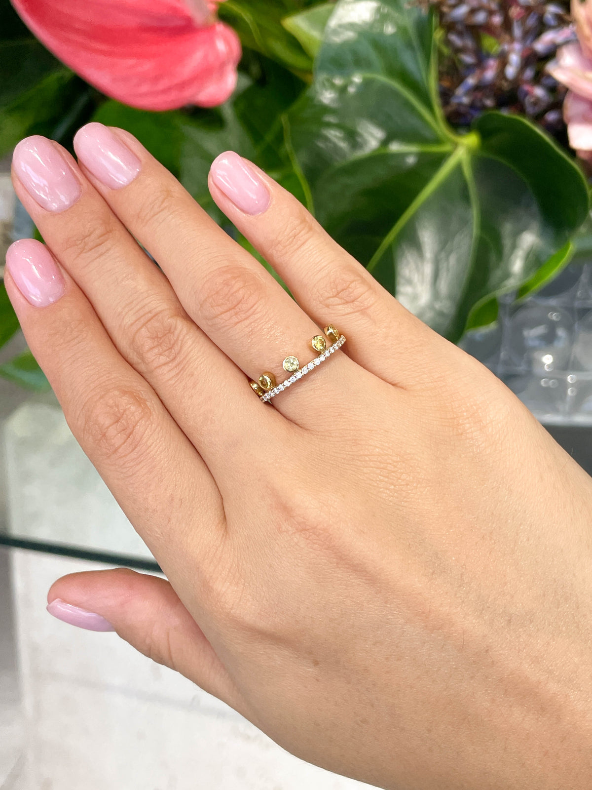 Khai Khai 18k Yellow Gold Yellow Sapphire Diamond Crown Ring