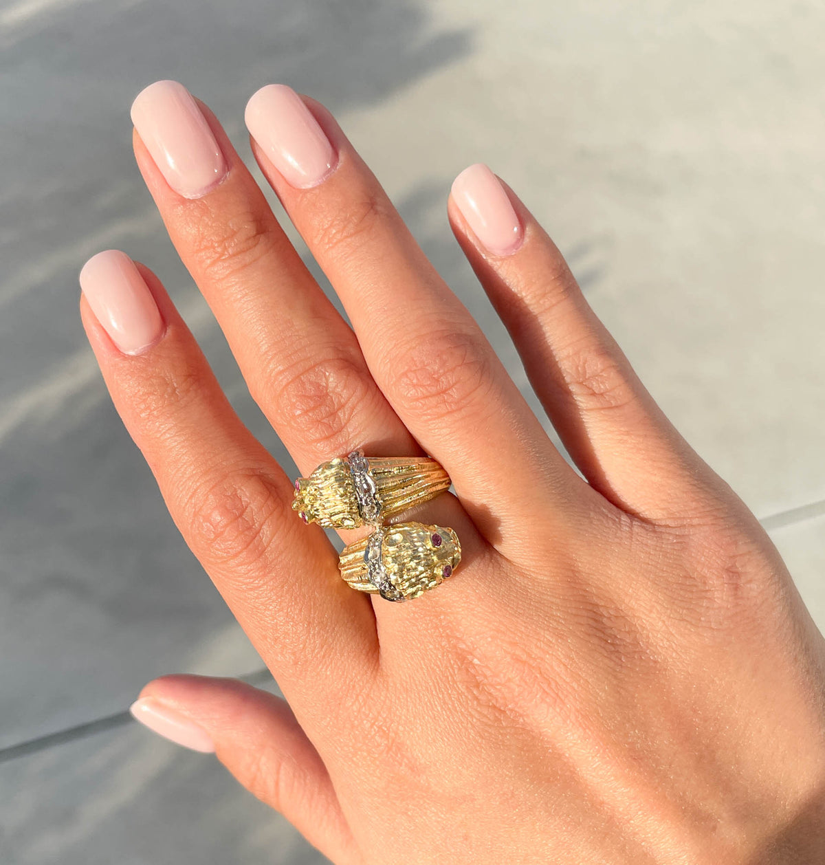 Jay Feder 18K Yellow Gold Diamond Pink Sapphire Lion Ring