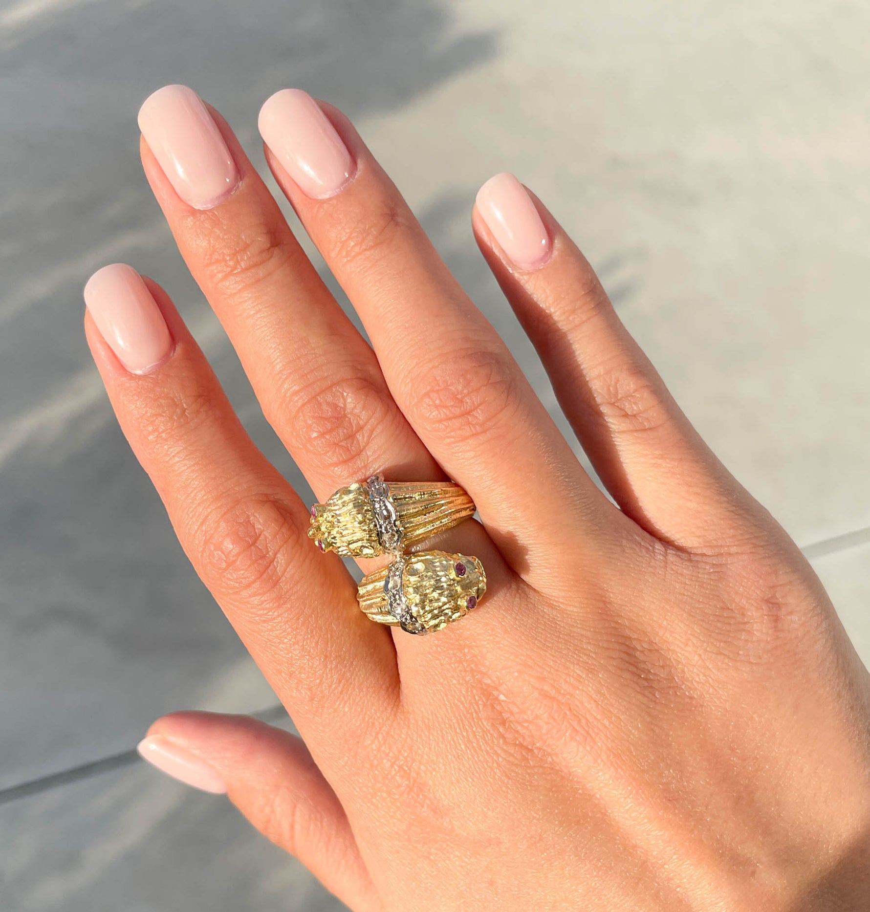 Jay Feder 18K Yellow Gold Diamond Pink Sapphire Lion Ring