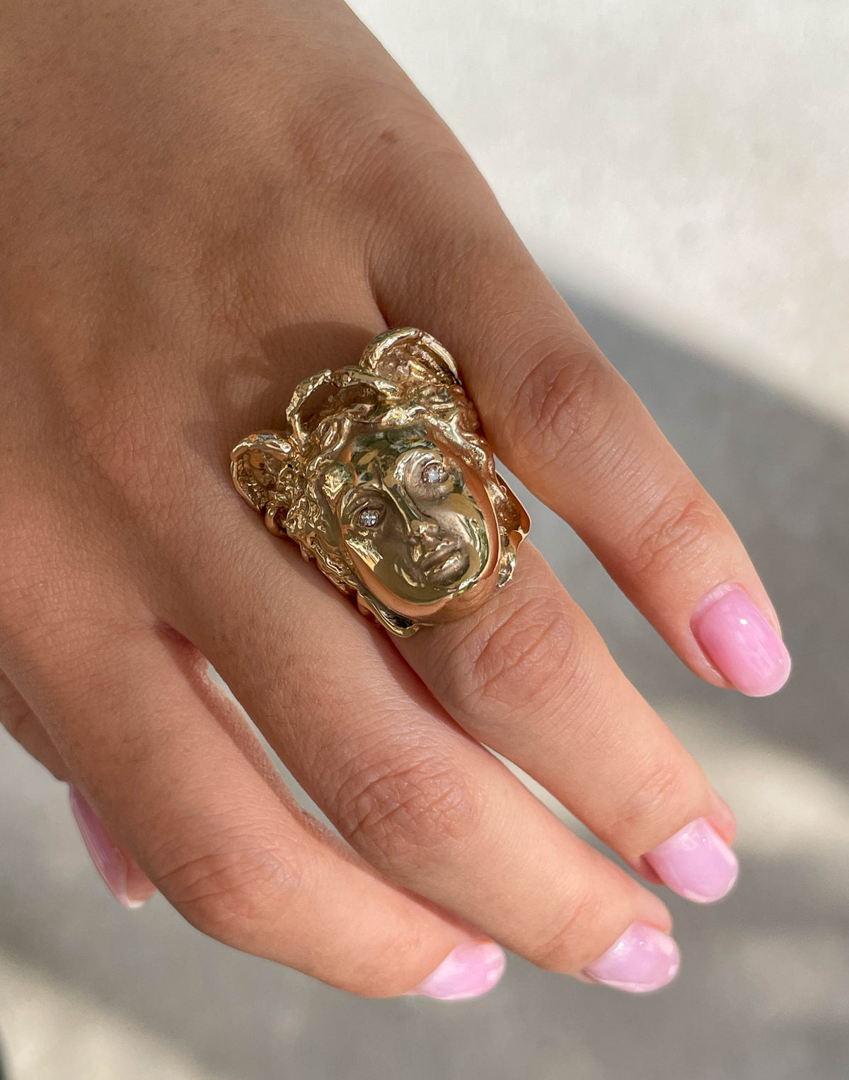 Jay Feder 18 K Yellow Gold Versace-Style Face Ring