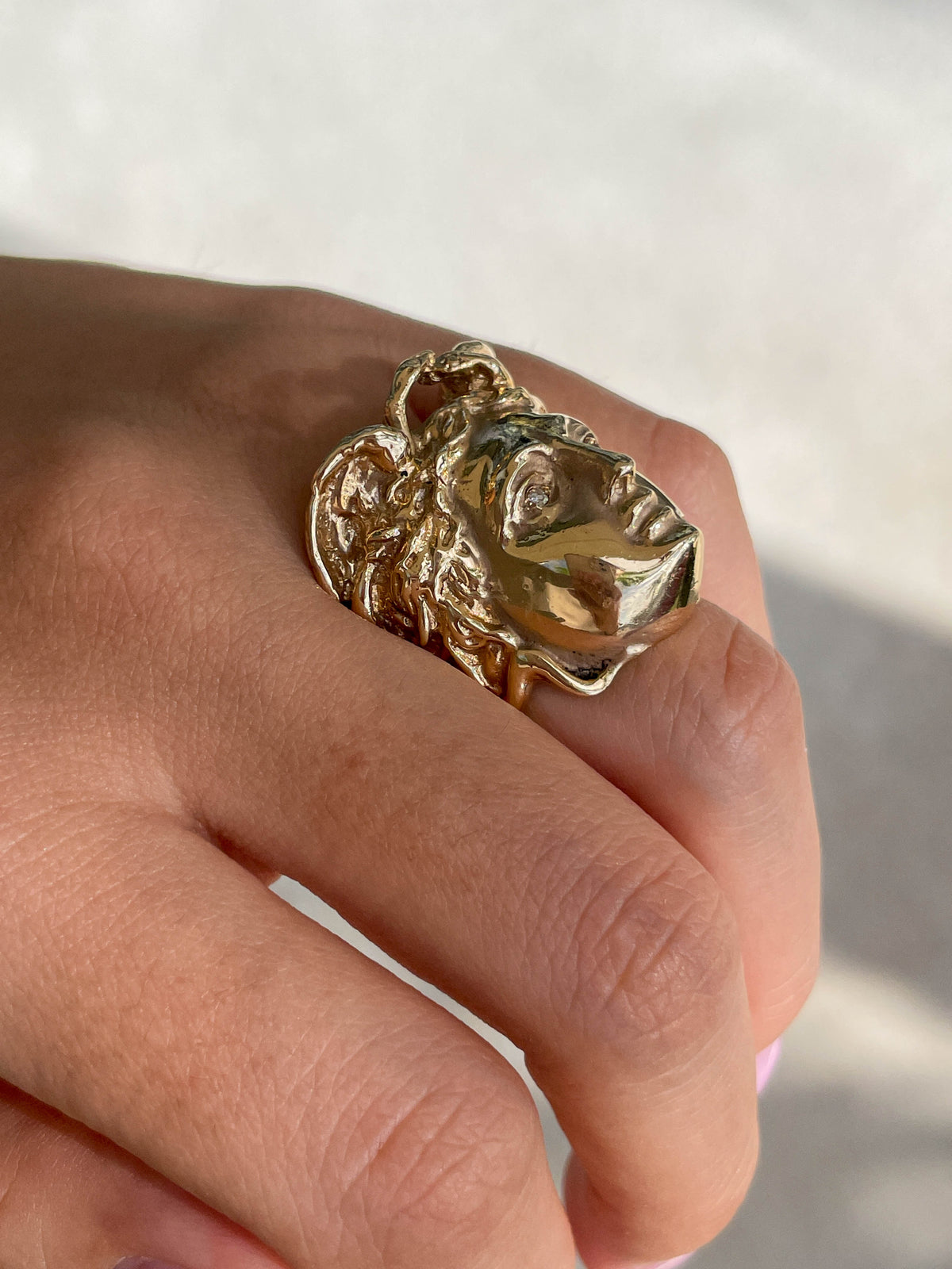 Jay Feder 18 K Yellow Gold Versace-Style Face Ring