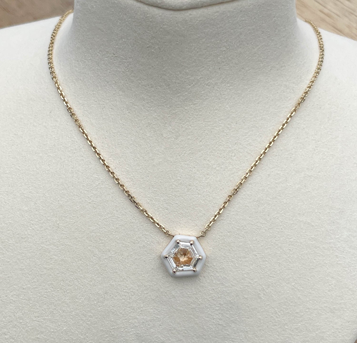JAY FEDER 14K YELLOW GOLD DIAMOND ENAMEL HEXAGON NECKLACE
