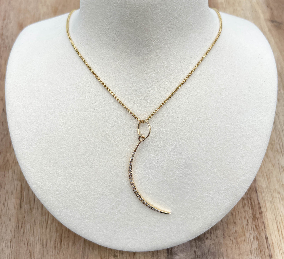 JAY FEDER 14K YELLOW GOLD DIAMOND CRESCENT MOON PENDANT