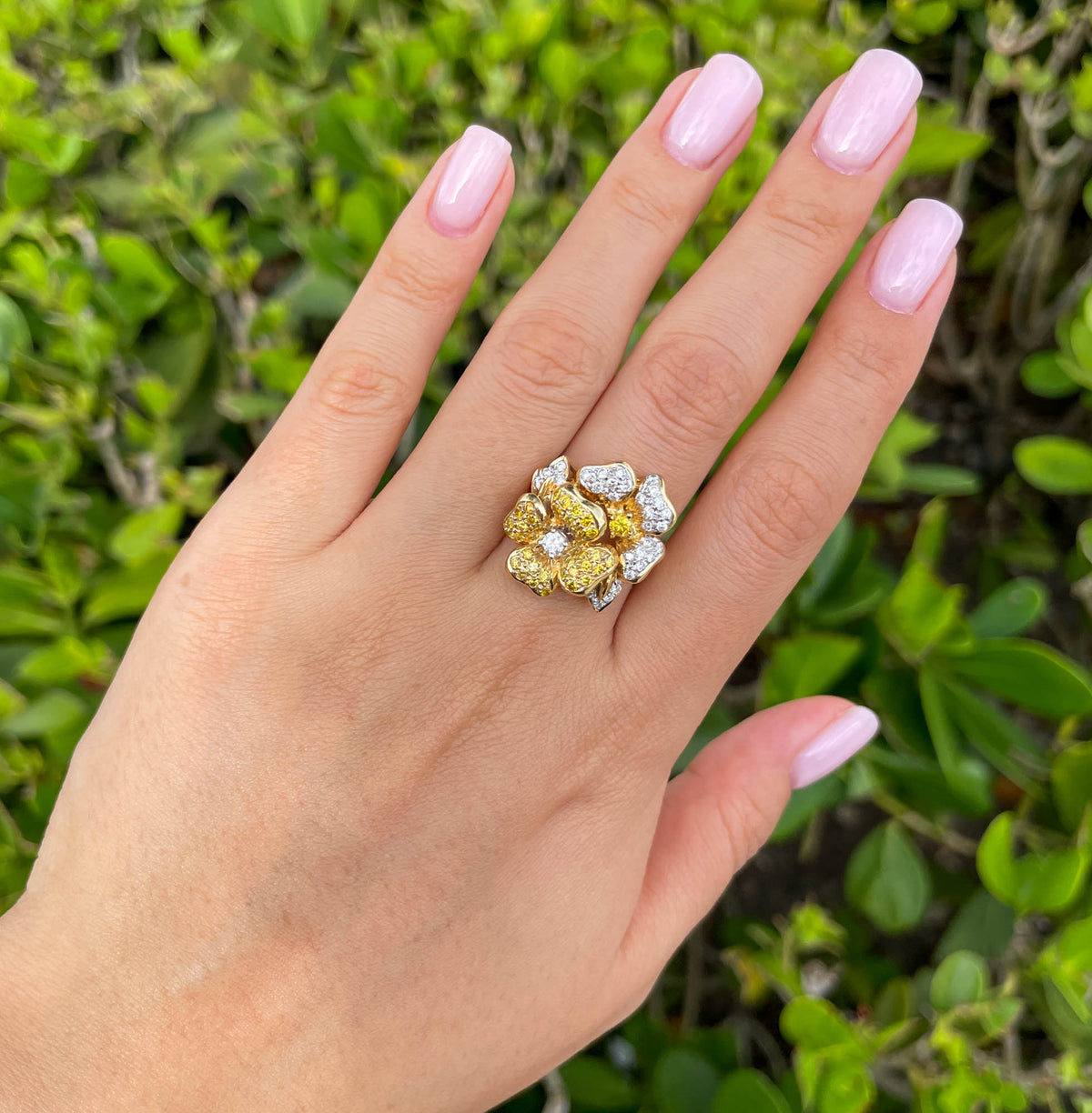 Jay Feder 18K Two Tone Gold White Yellow Diamond Flower Ring