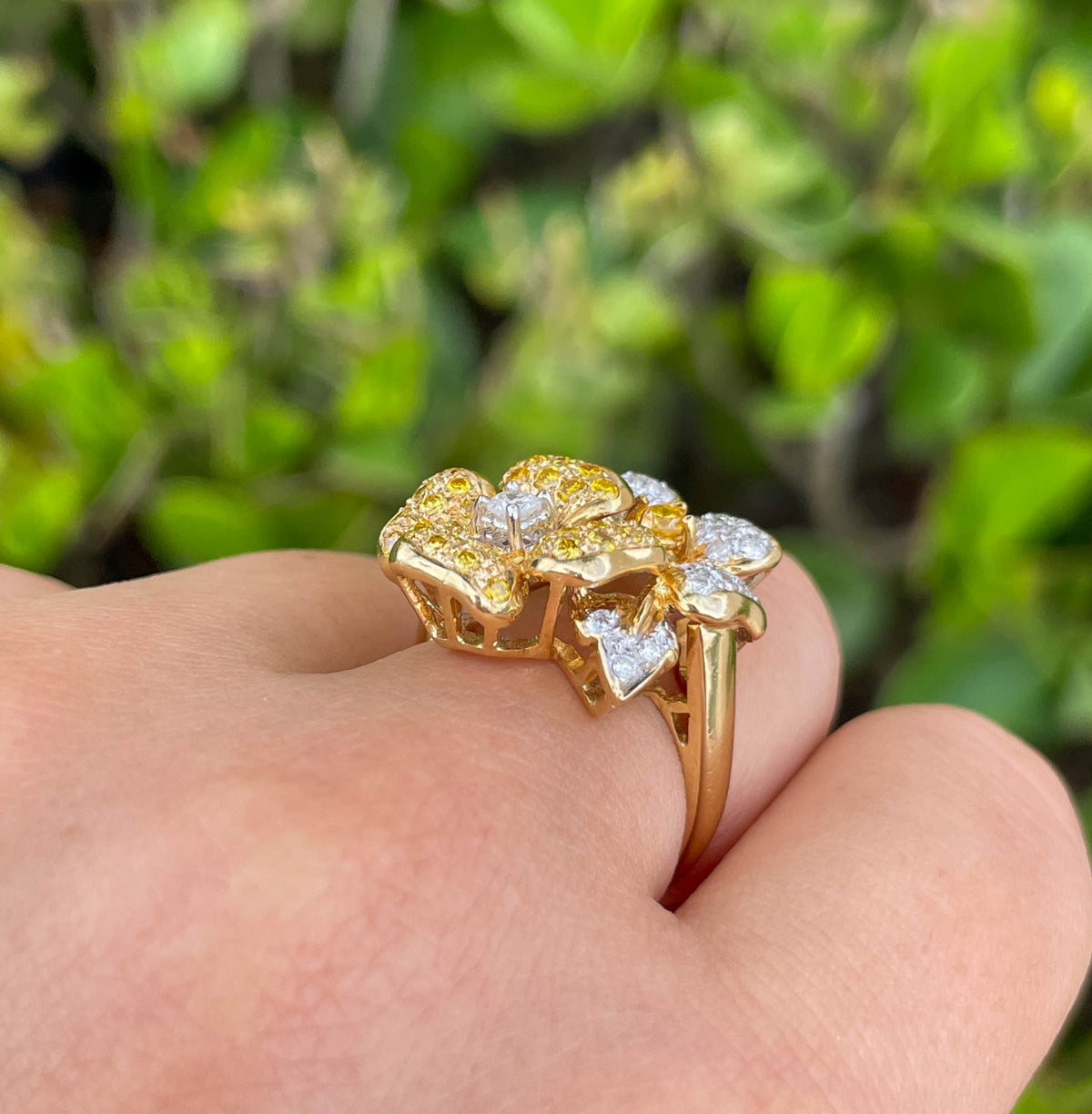 Jay Feder 18K Two Tone Gold White Yellow Diamond Flower Ring