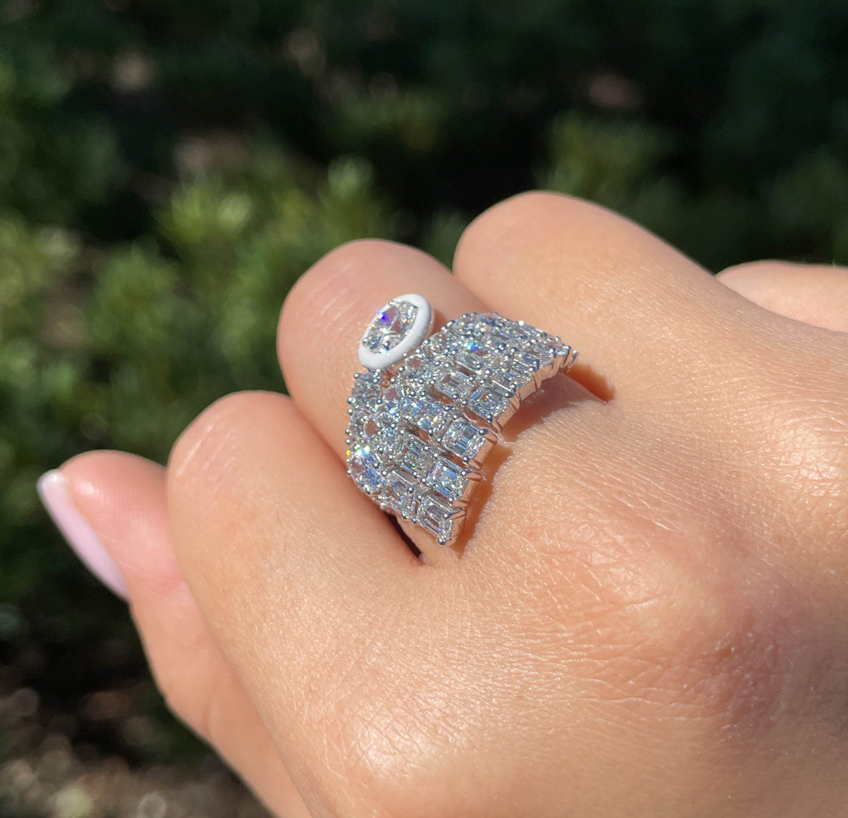 JAY FEDER 18K WHITE GOLD DIAMOND WHITE ENAMEL WRAP RING