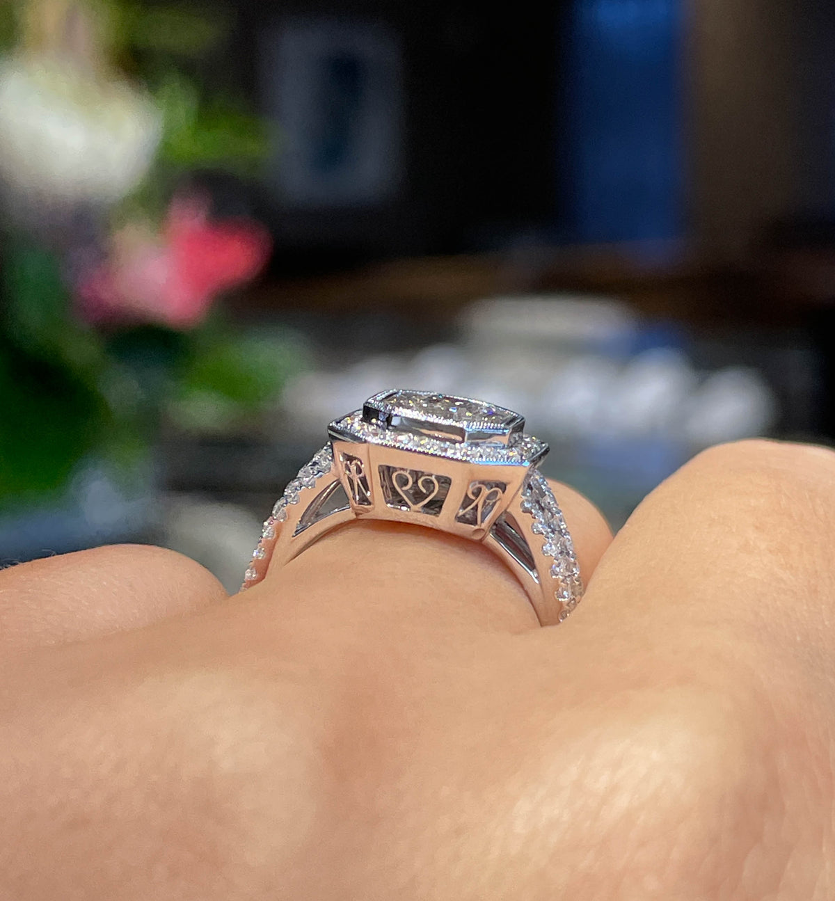 Jay Feder 18K White Gold Emerald Pie-cut Diamond Ring