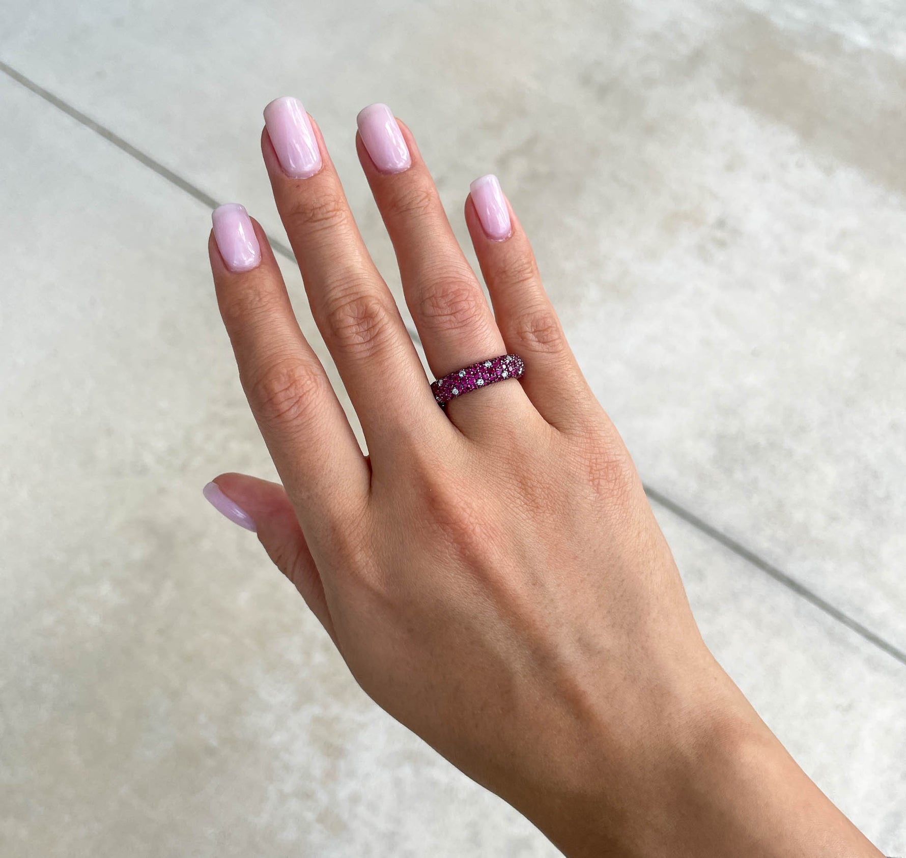 JAY FEDER 18K WHITE GOLD RUBY WEDDING BAND RING