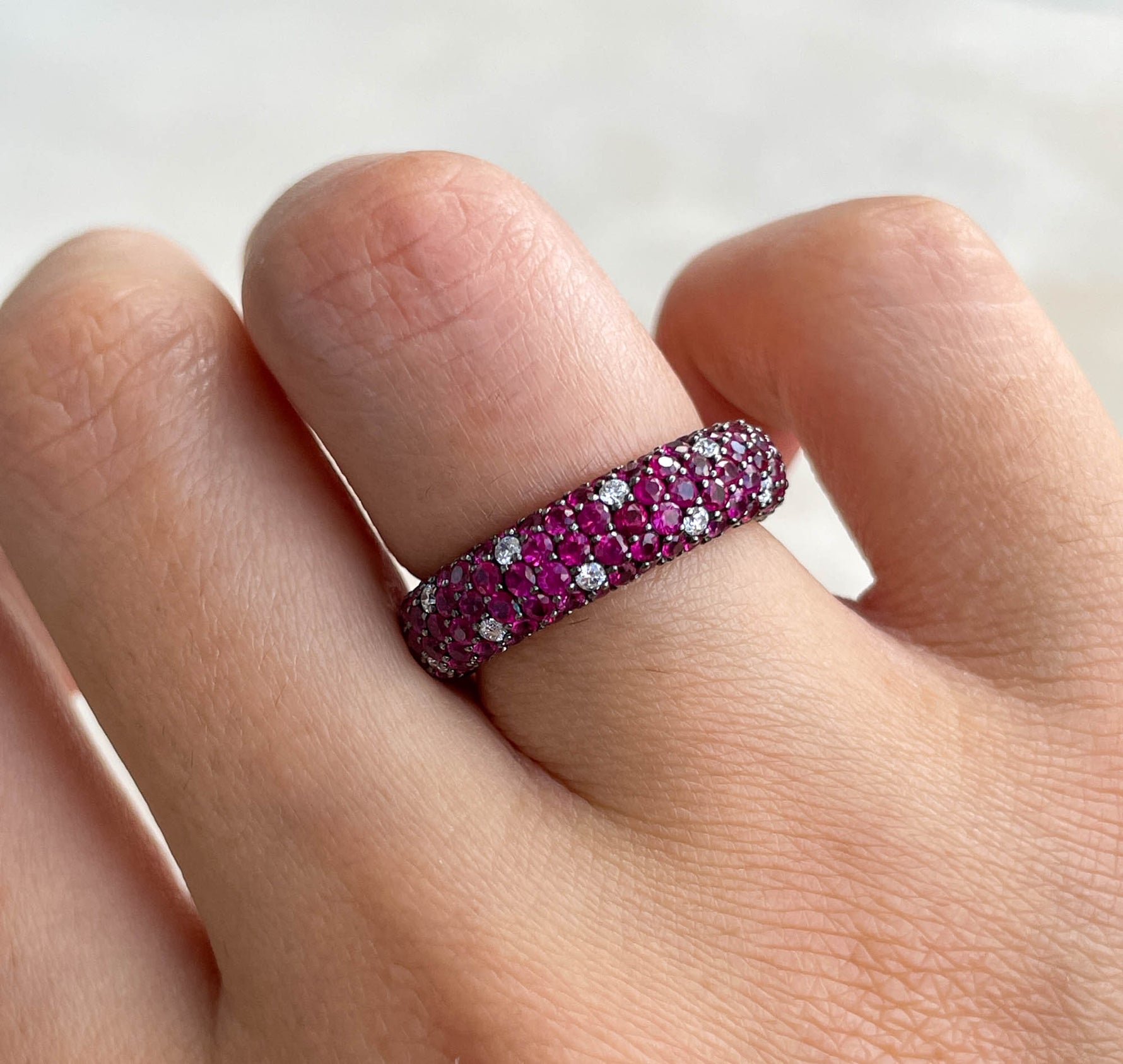 JAY FEDER 18K WHITE GOLD RUBY WEDDING BAND RING