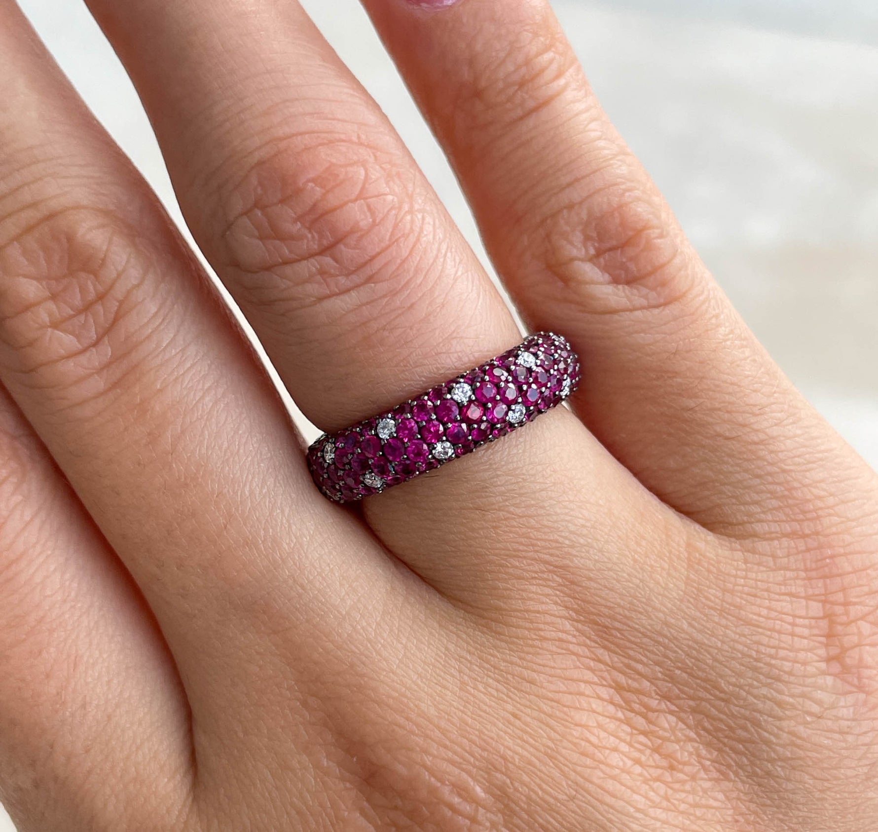 JAY FEDER 18K WHITE GOLD RUBY WEDDING BAND RING