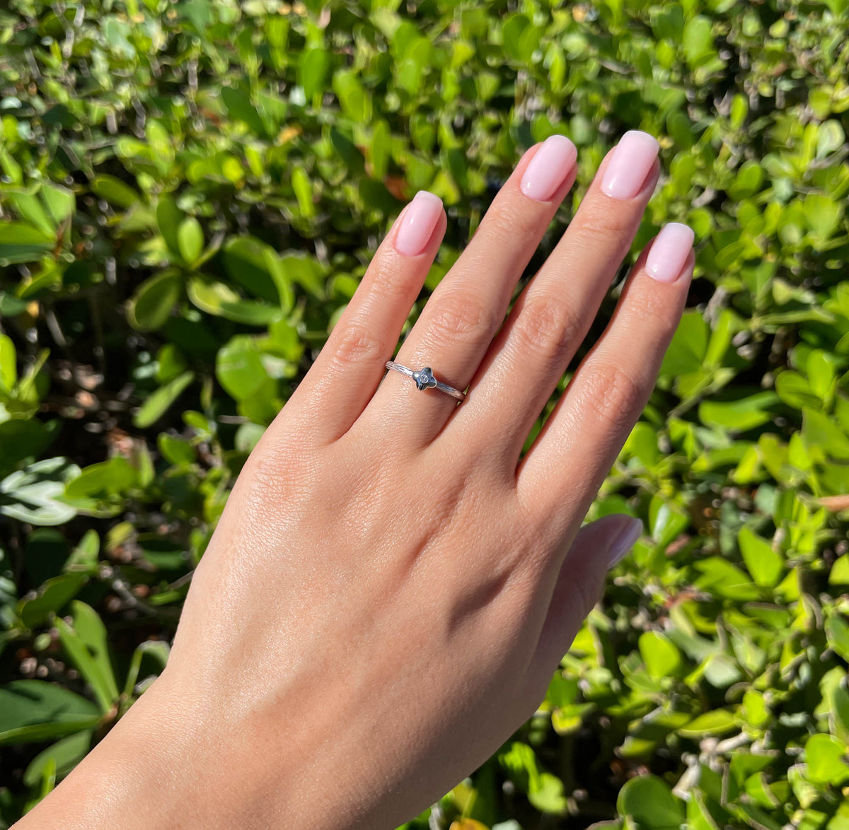 JAY FEDER 14K WHITE GOLD DIAMOND TEXTURED RING